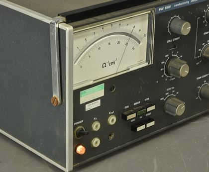 Philips-PW9501/01 Conductivity Meter a/s